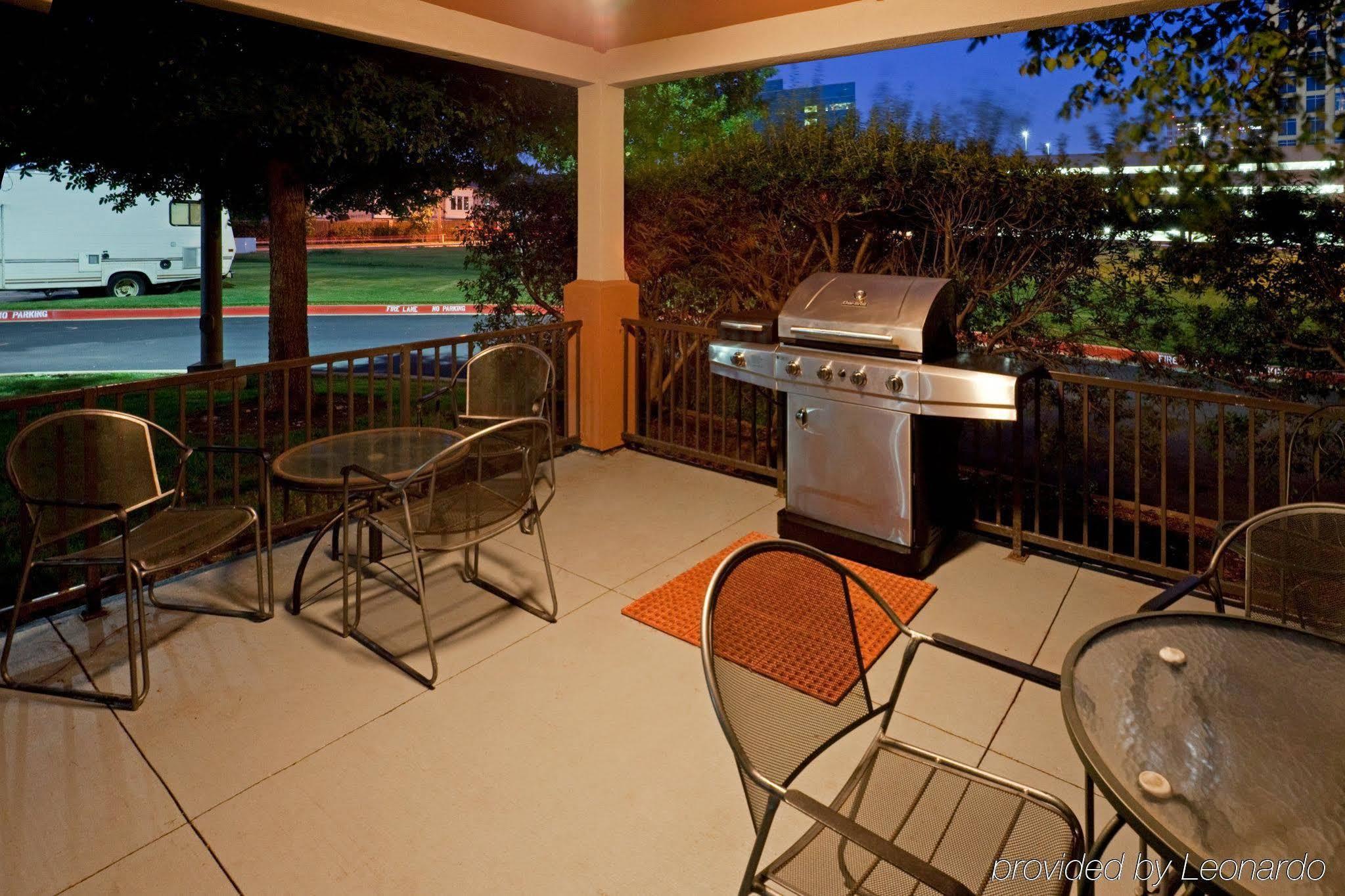 Sonesta Simply Suites Dallas Galleria Exteriör bild